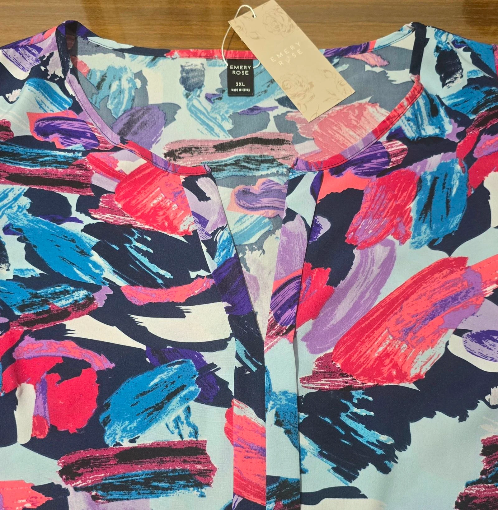 Blusa multicolor de manga corta abombada – photo 3
